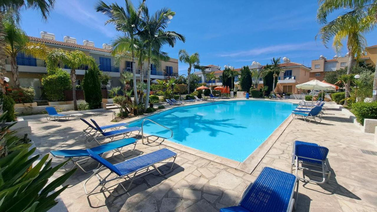 Zom Holiday Apartment Paphos Eksteriør bilde